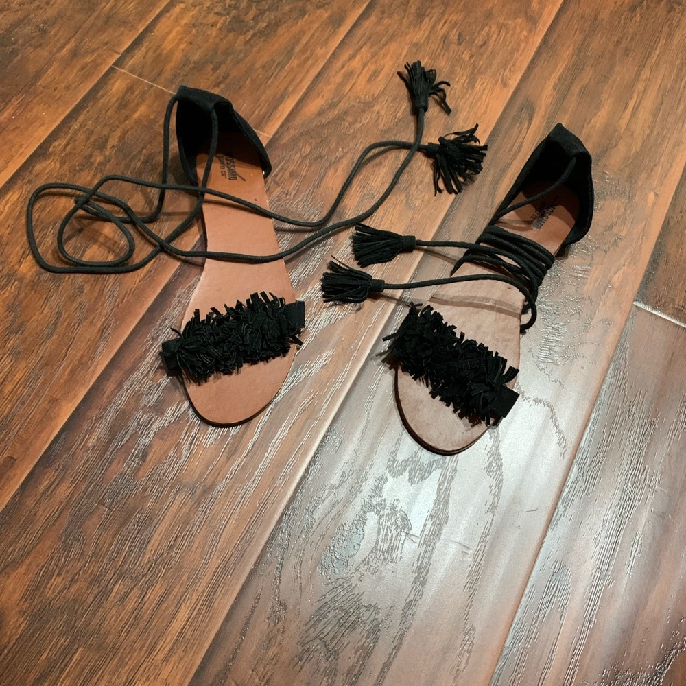 Black Fringe Women's Sandals